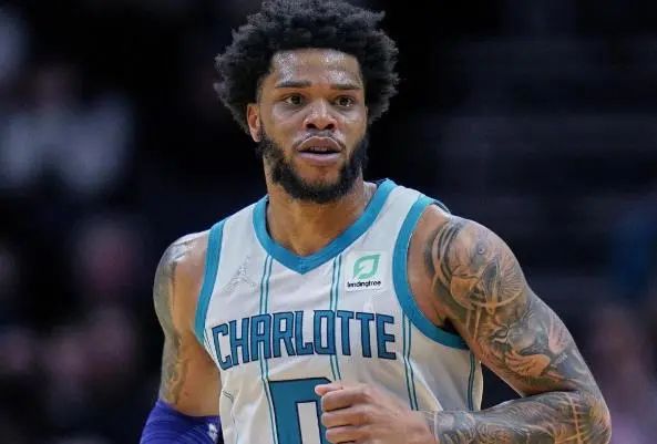 在策略上以 在策略上以